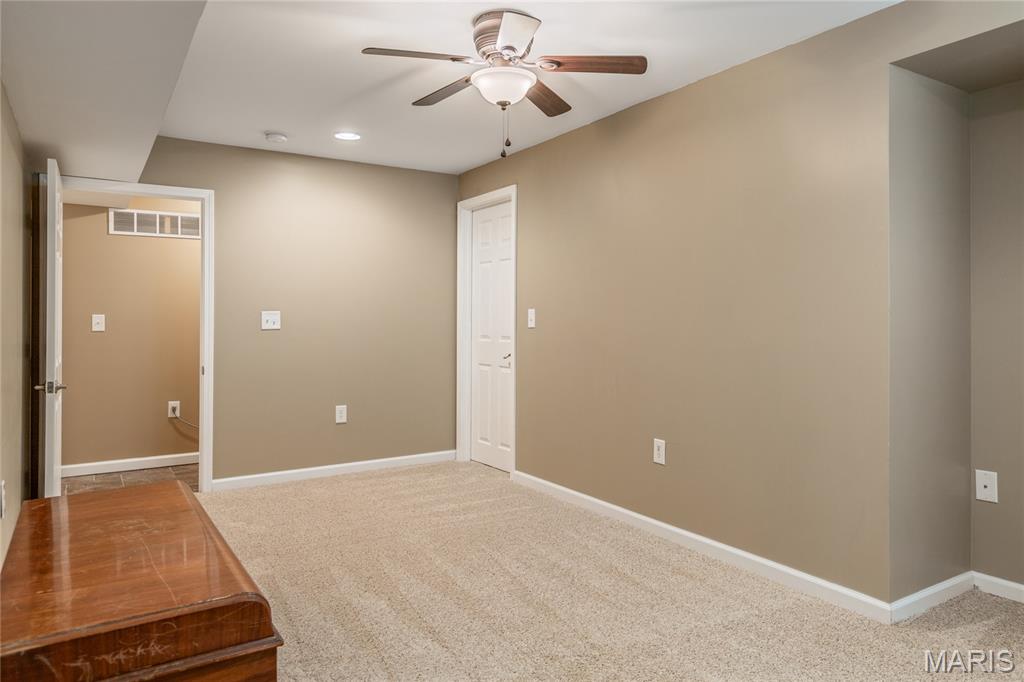 2969 Greenleaf Drive