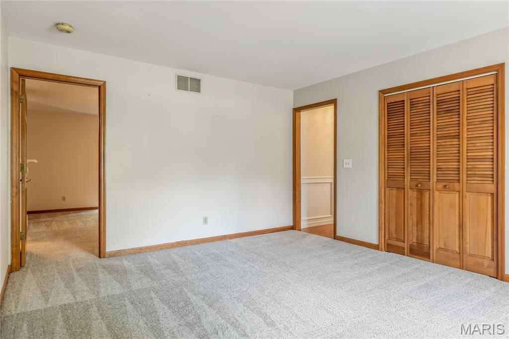 2969 Greenleaf Drive