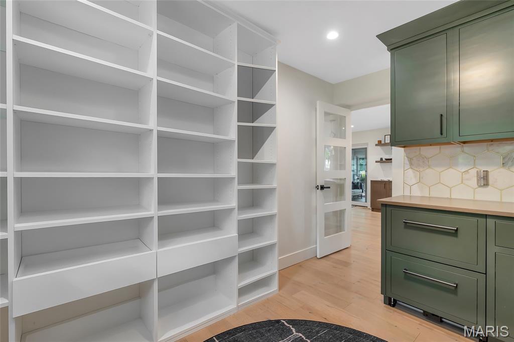 1607 Wyncliff Lane
