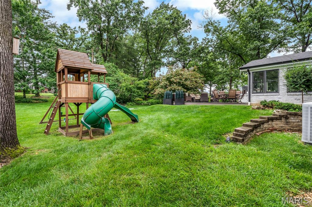 1607 Wyncliff Lane