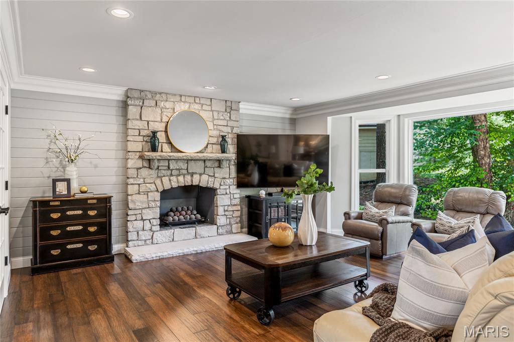 624 Aspen Ridge Court