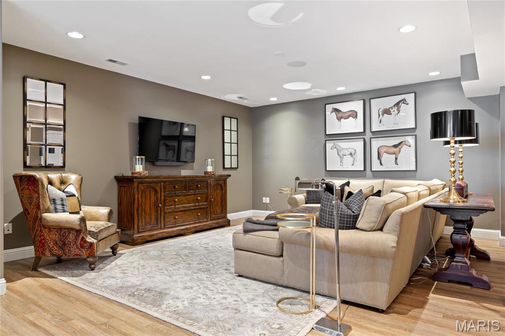 5319 Lancelot Drive