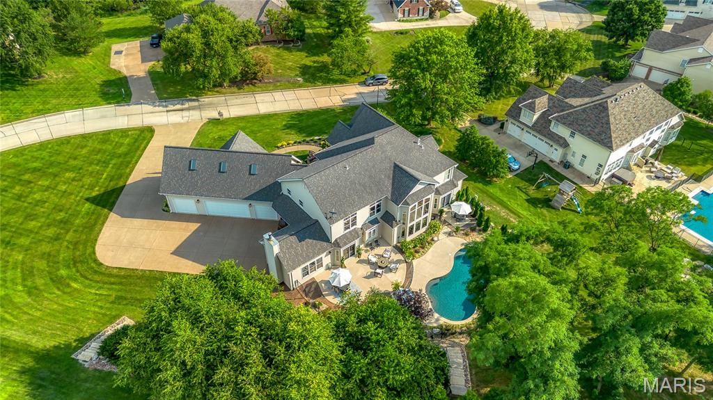 5319 Lancelot Drive