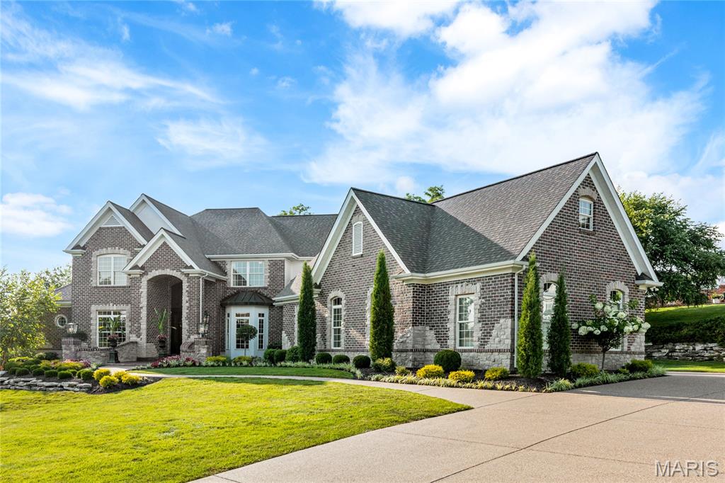 5319 Lancelot Drive
