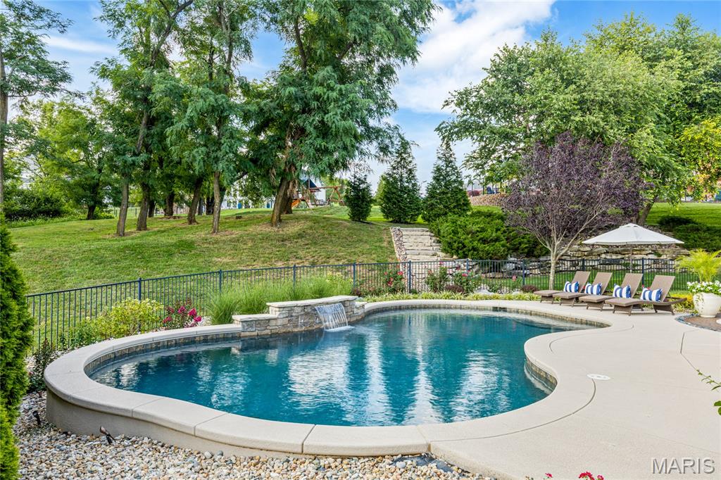5319 Lancelot Drive