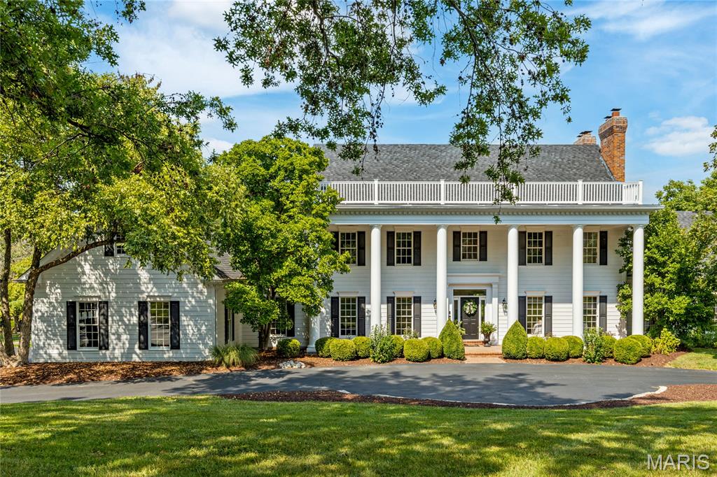 945 Delvin Drive