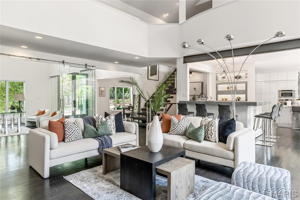 12826 Topping Manor Drive