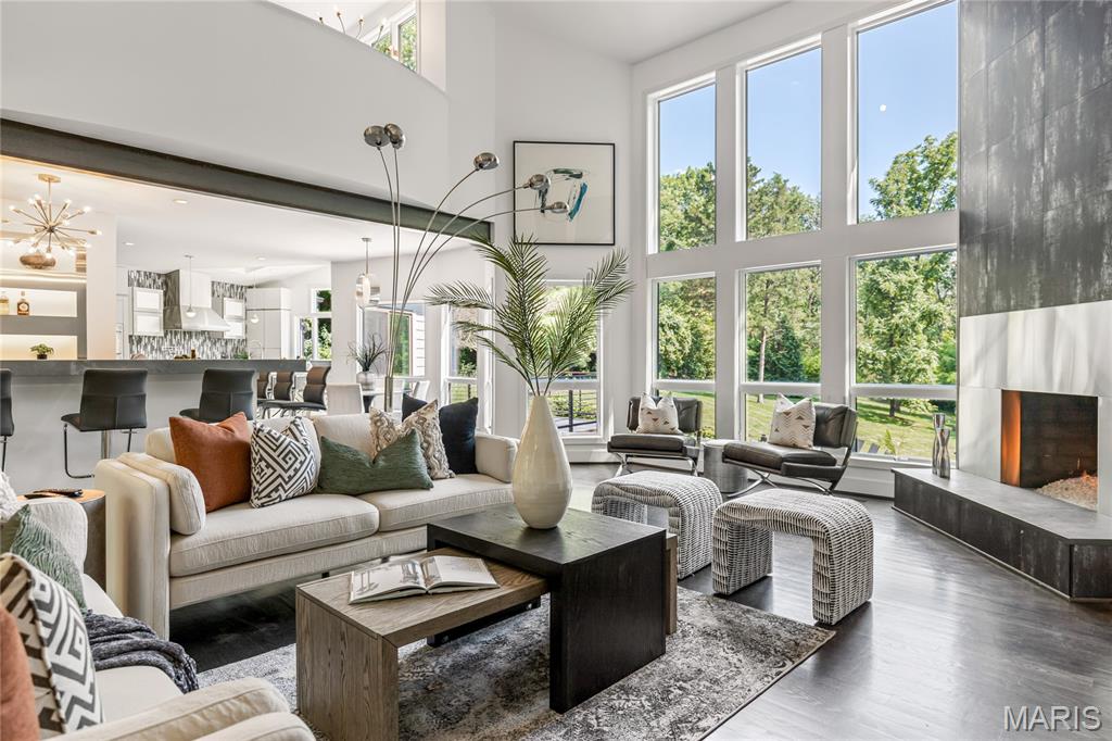 12826 Topping Manor Drive