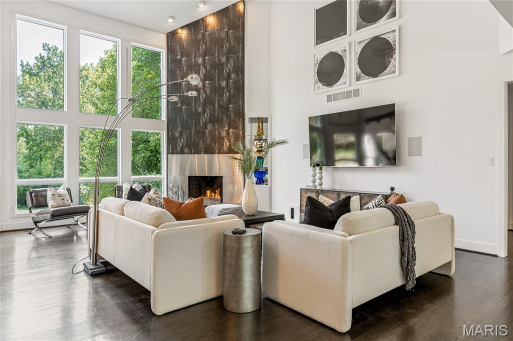 12826 Topping Manor Drive
