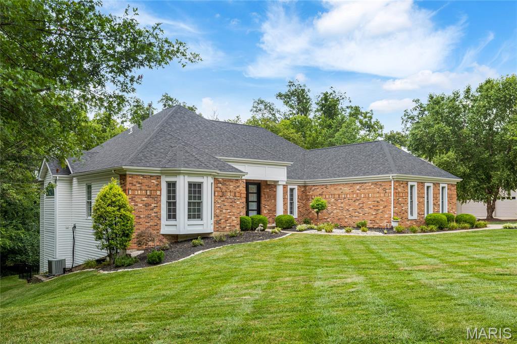 754 Southbrook Forest