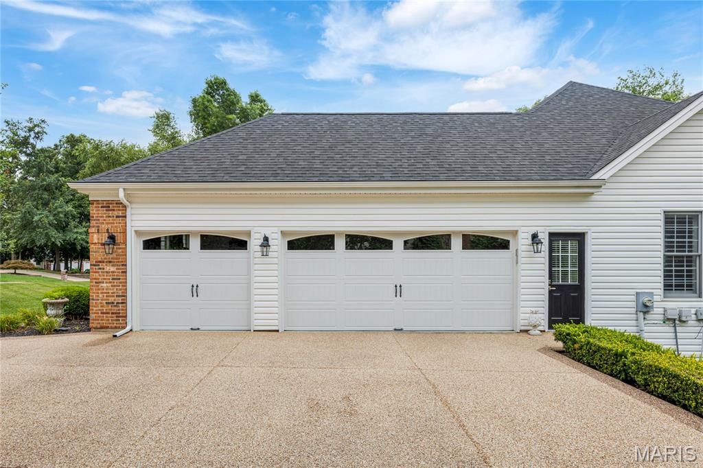 754 Southbrook Forest