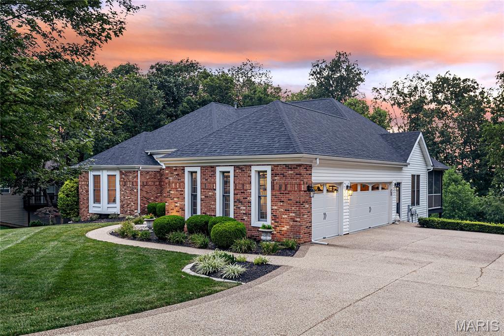 754 Southbrook Forest