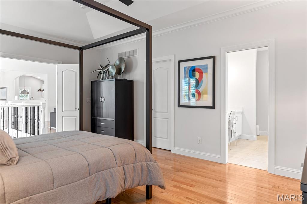 754 Southbrook Forest