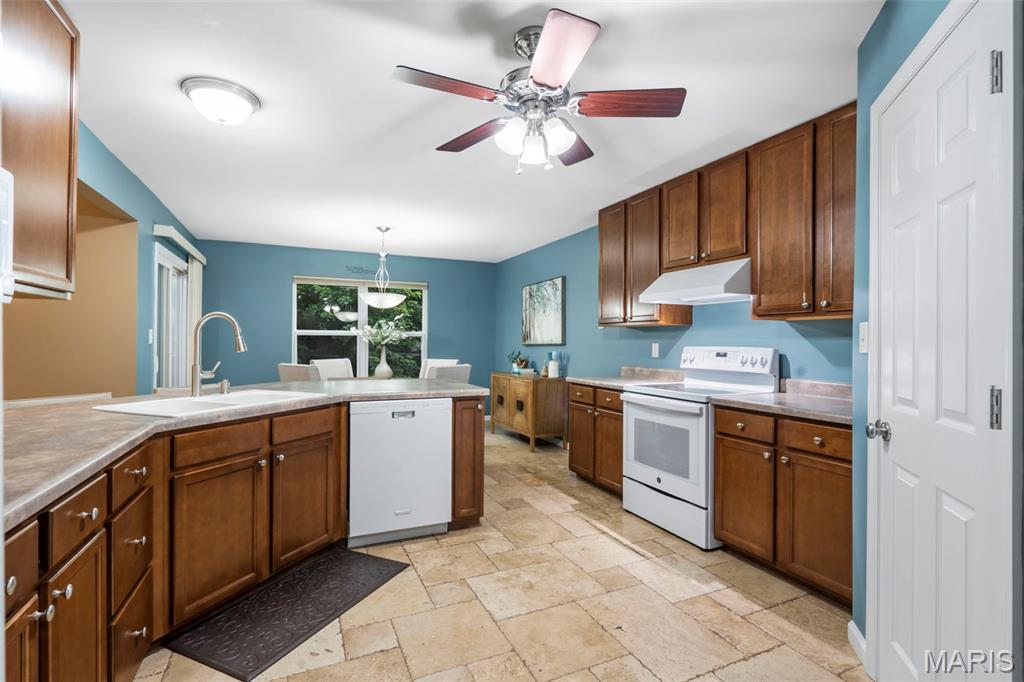 747 Springfield Drive