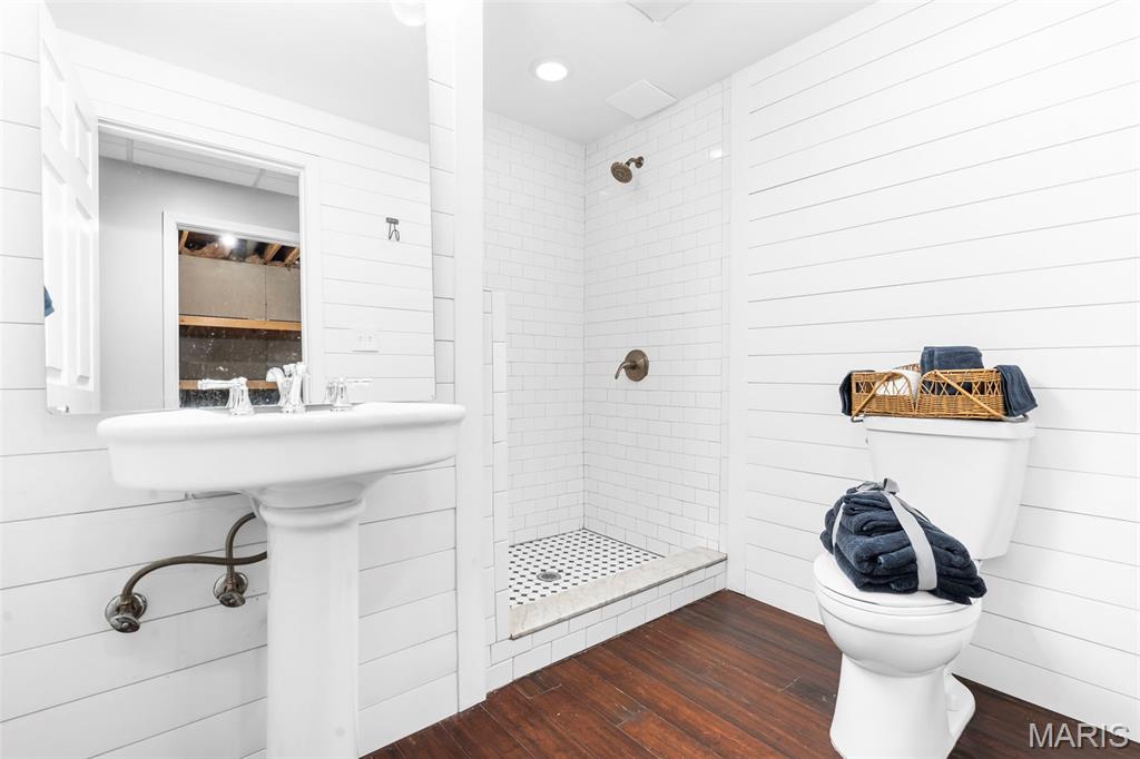 5417 Sunflower Drive