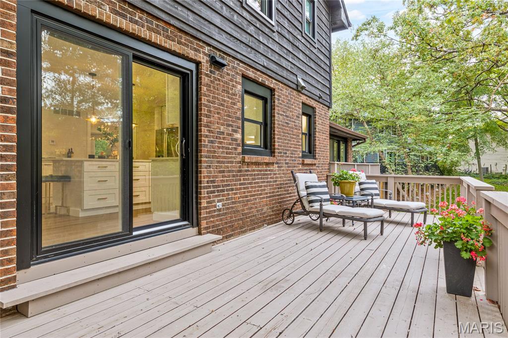 13250 Pinetree Lake Drive