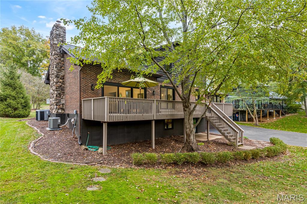 13250 Pinetree Lake Drive