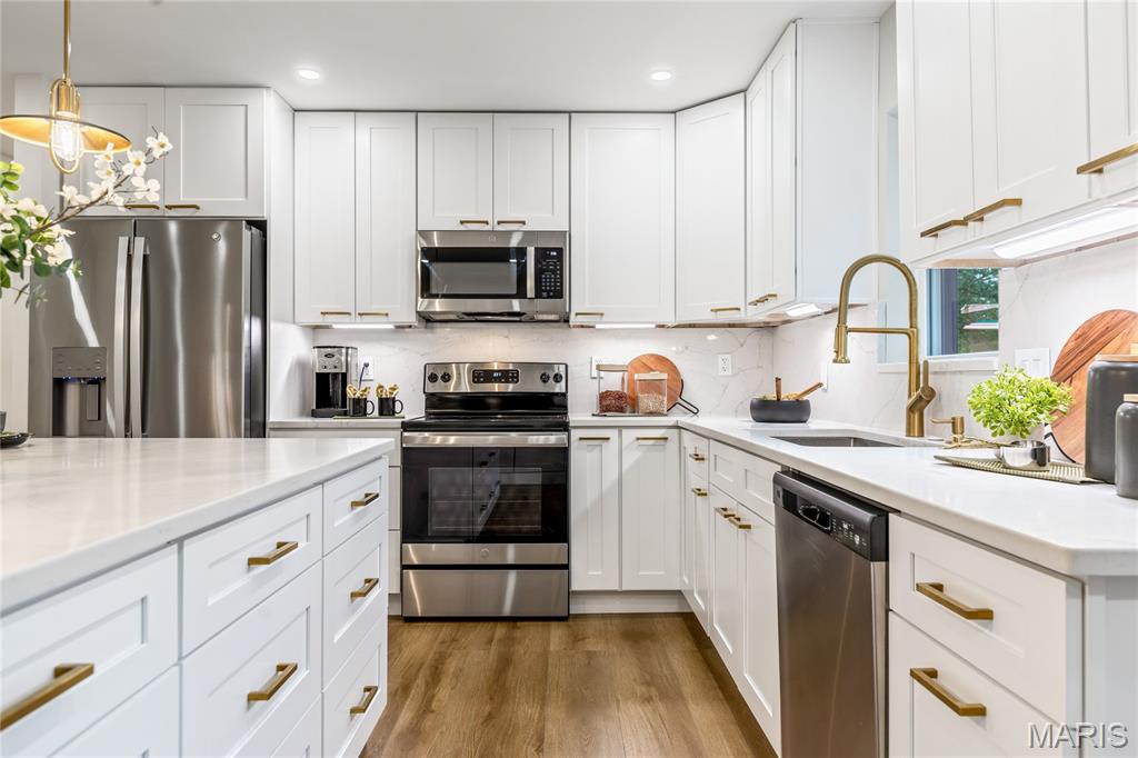 13250 Pinetree Lake Drive