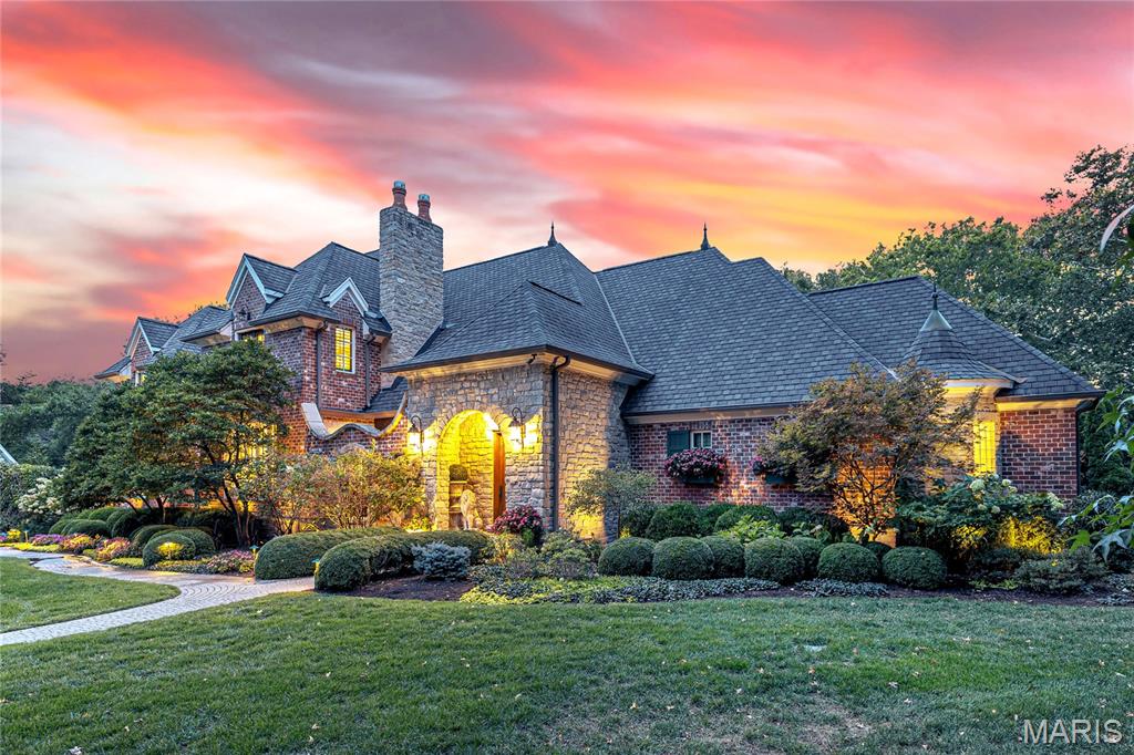 10 Ridgecreek