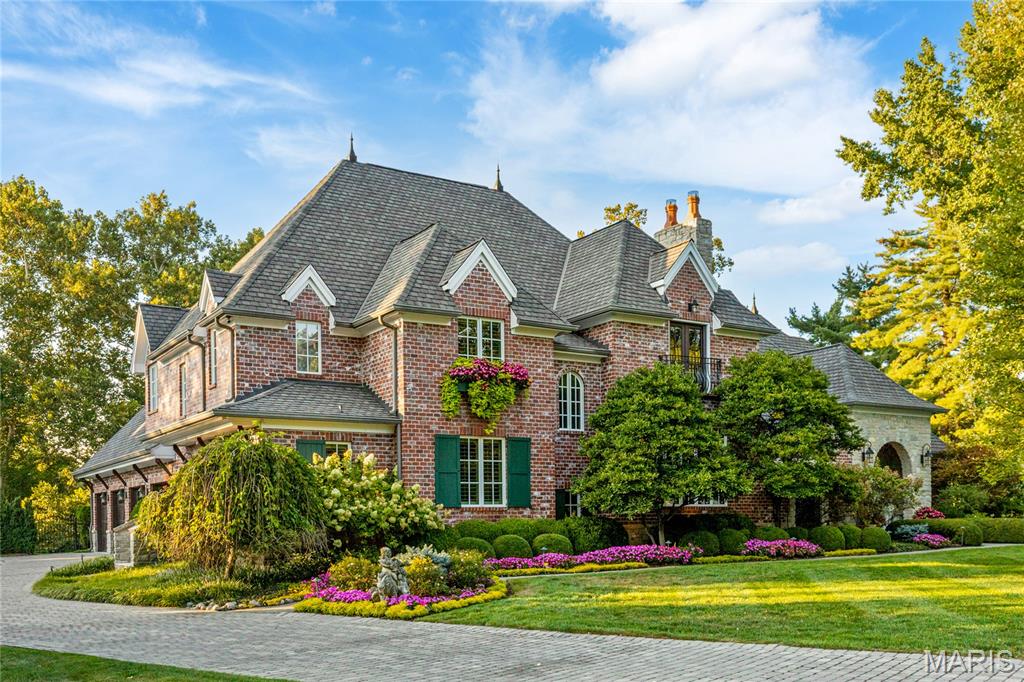 10 Ridgecreek