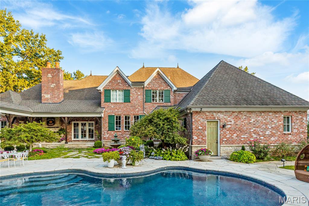10 Ridgecreek
