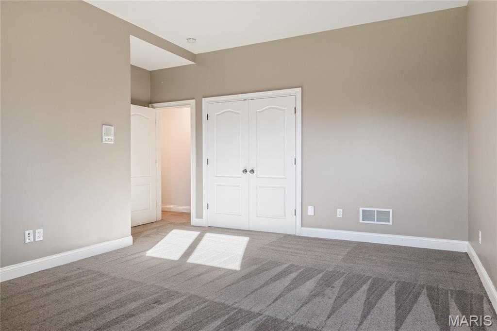11 Roclare Lane