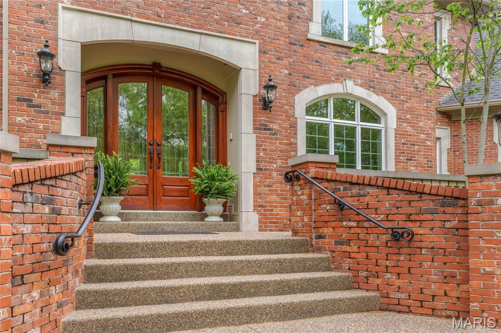 1105 Shepard Oaks Drive