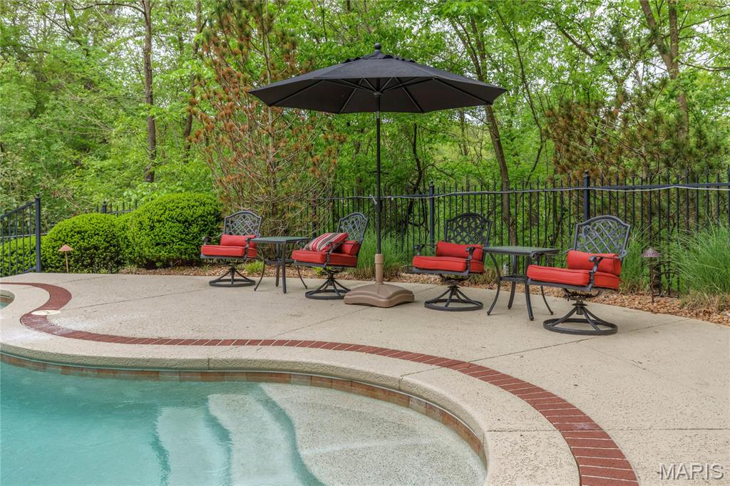 1105 Shepard Oaks Drive