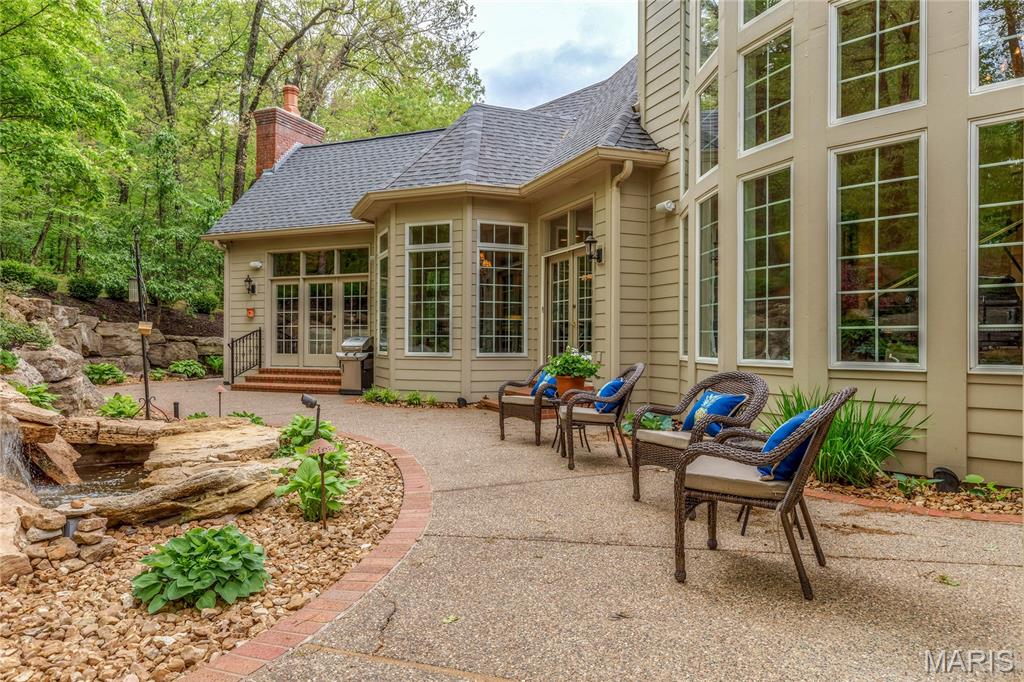 1105 Shepard Oaks Drive