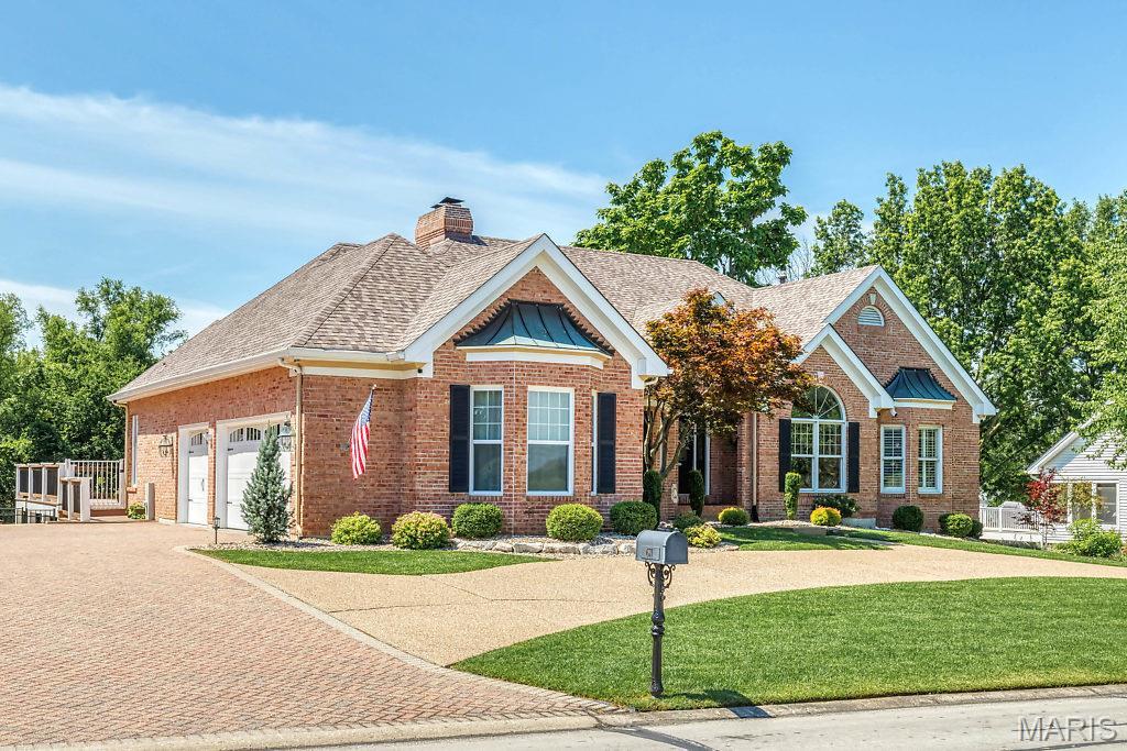 671 Clifden Drive