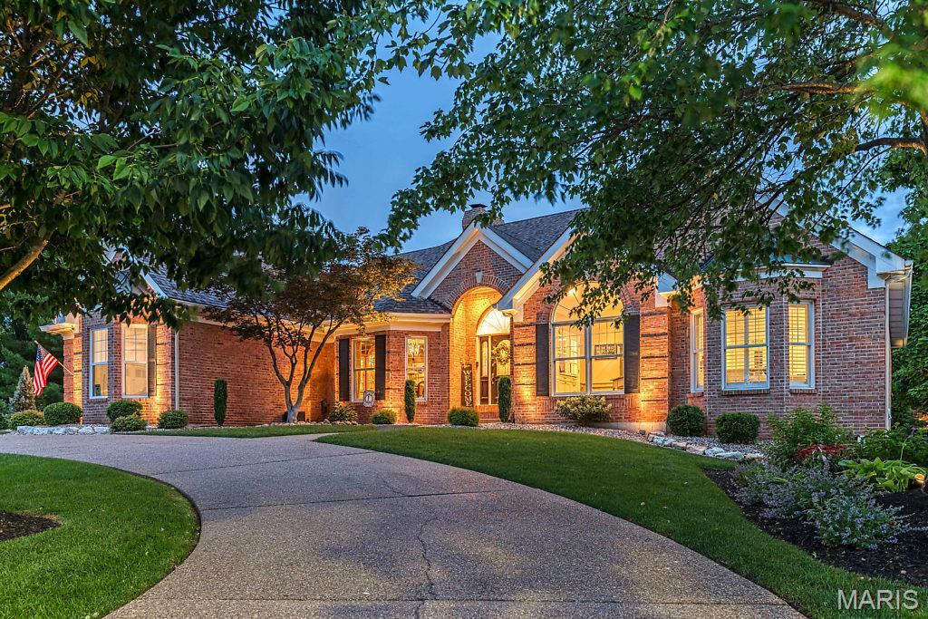 671 Clifden Drive