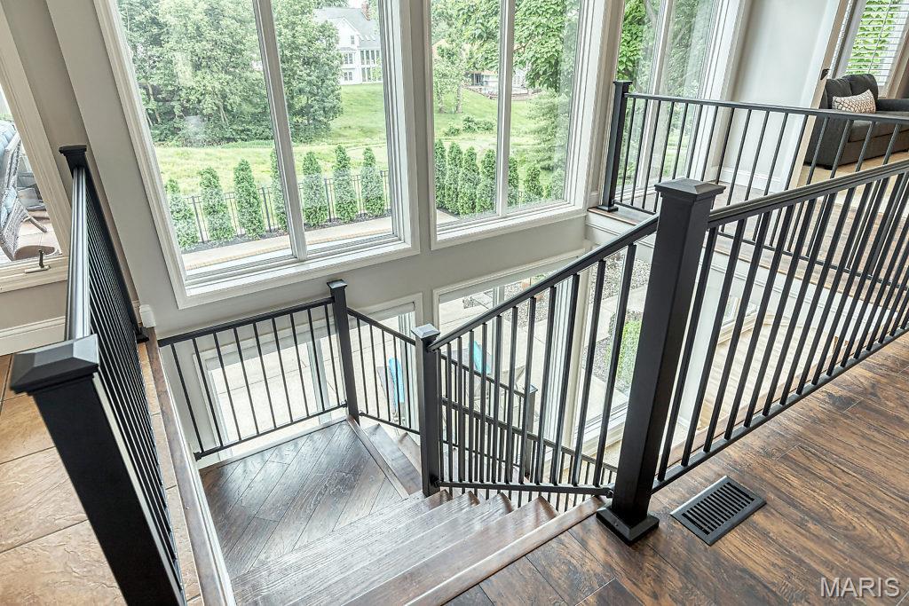 671 Clifden Drive