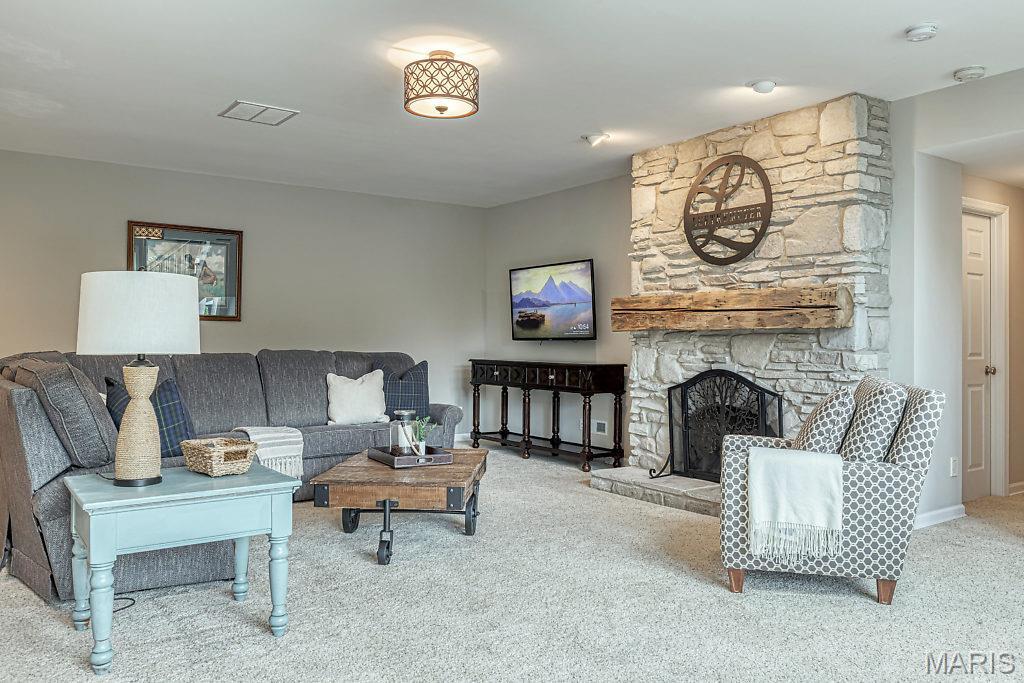671 Clifden Drive