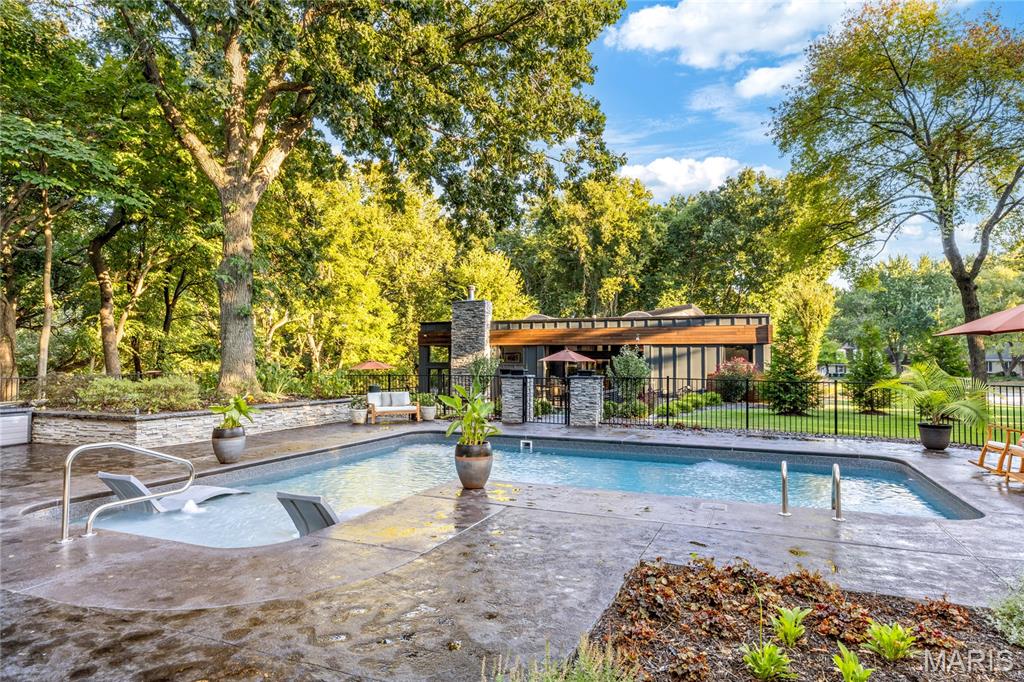 3732 Runnymede Drive