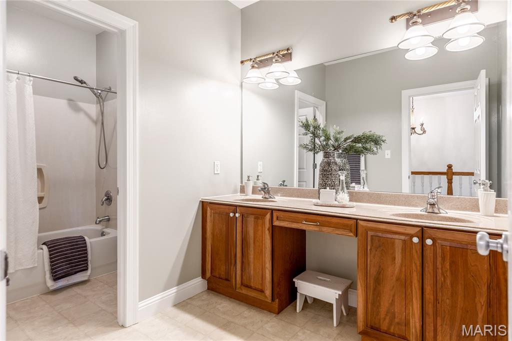 1504 Hollowbrook Drive