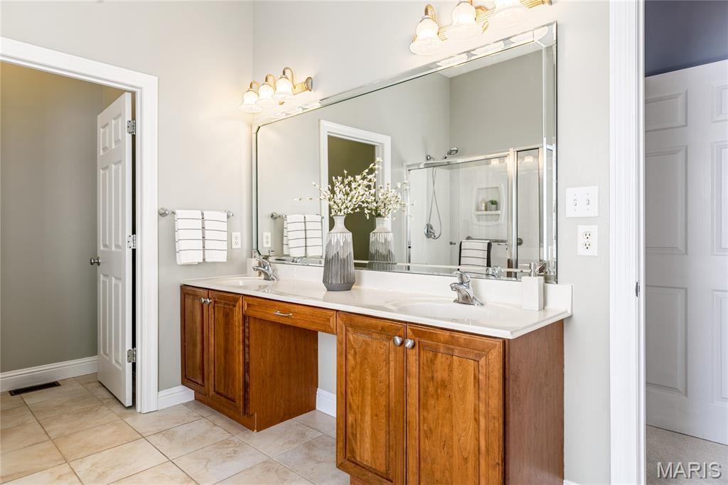 1504 Hollowbrook Drive