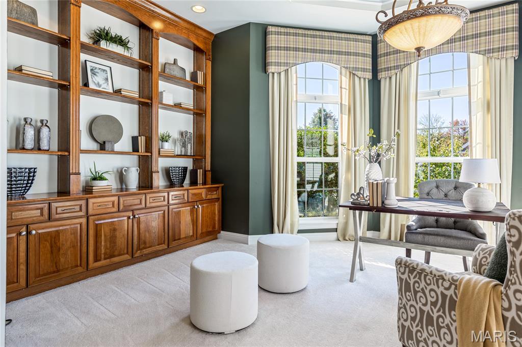 1504 Hollowbrook Drive