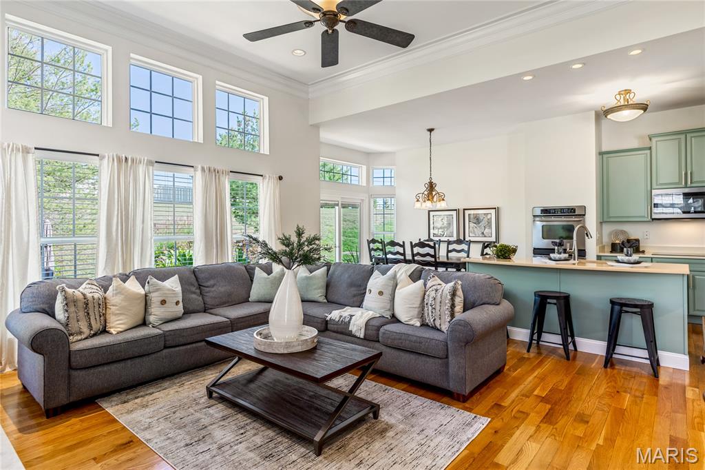 1504 Hollowbrook Drive