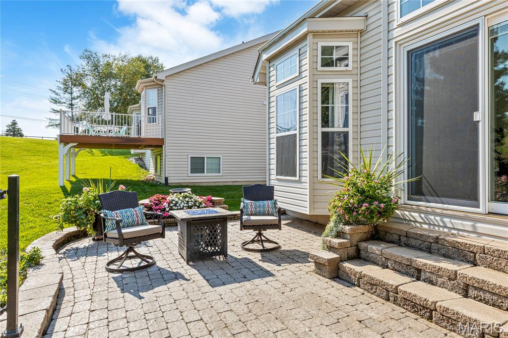 1504 Hollowbrook Drive