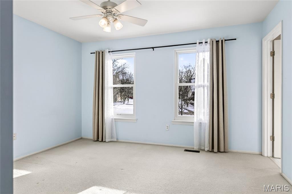 1302 Wellington View Place