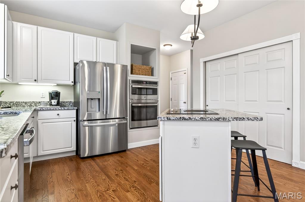 1302 Wellington View Place