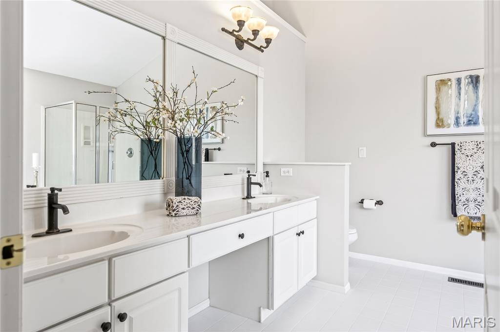 1302 Wellington View Place