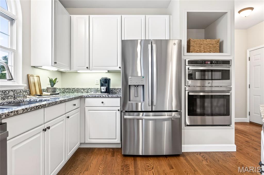 1302 Wellington View Place