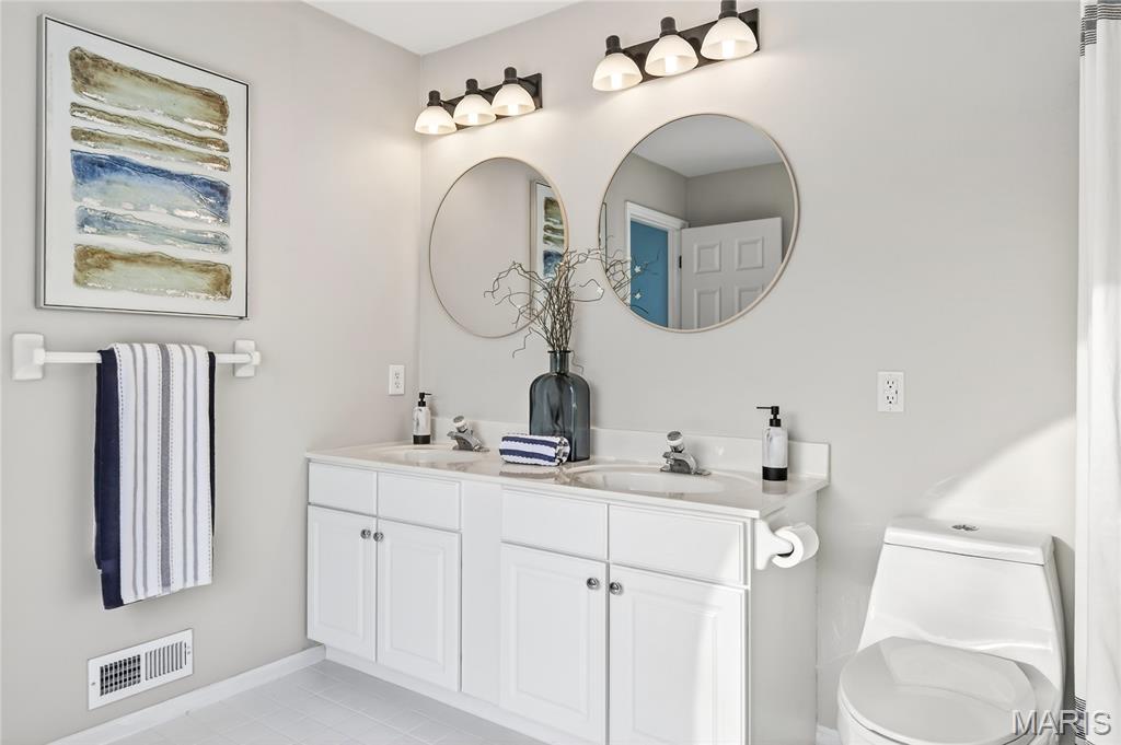 1302 Wellington View Place