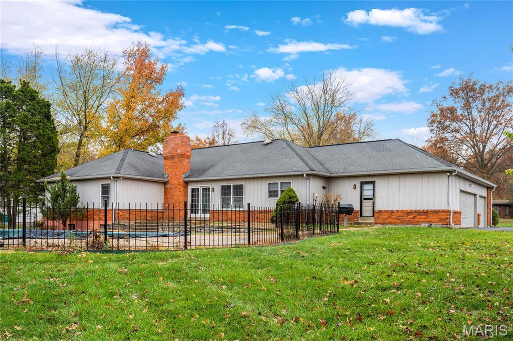 318 Pebble Valley Drive