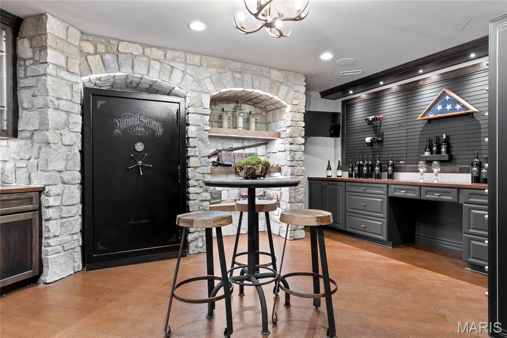 24 Williamsburg Estates Drive