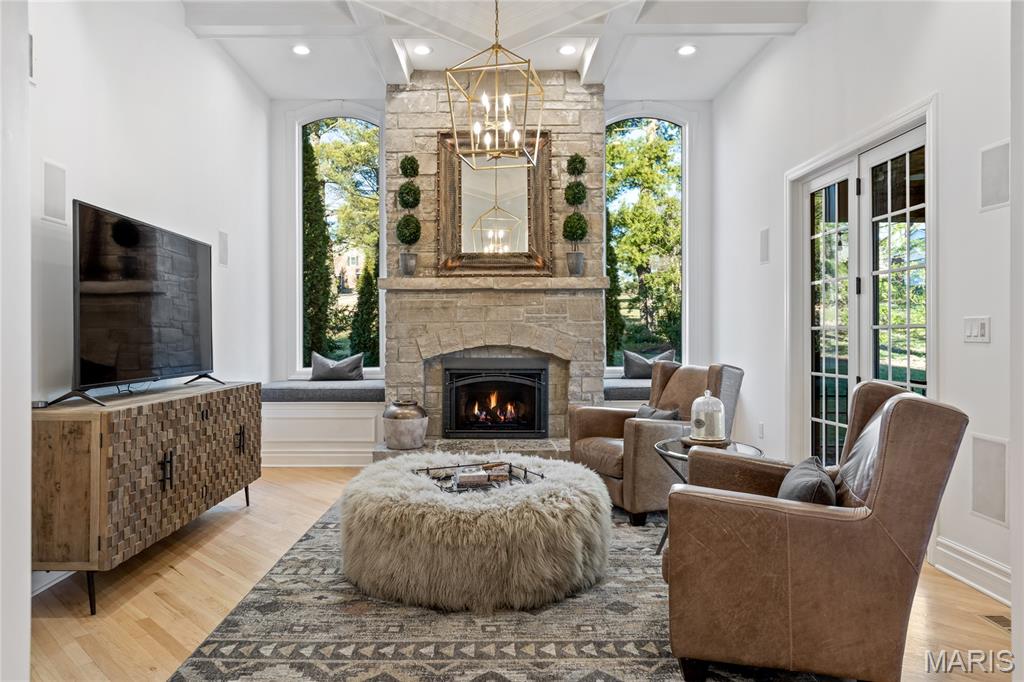 24 Williamsburg Estates Drive