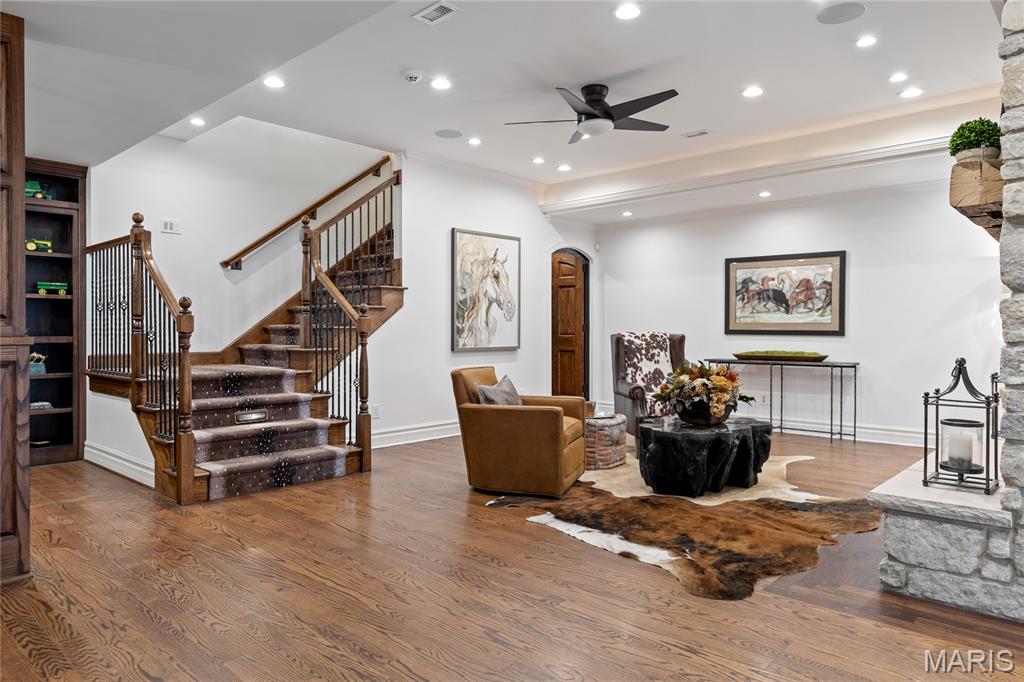 24 Williamsburg Estates Drive