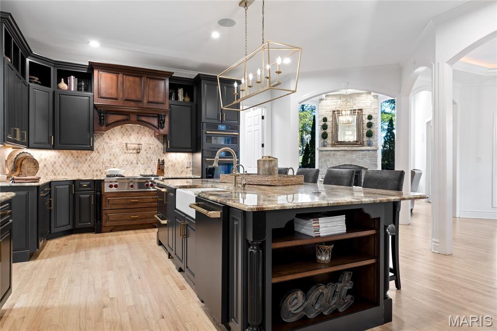 24 Williamsburg Estates Drive