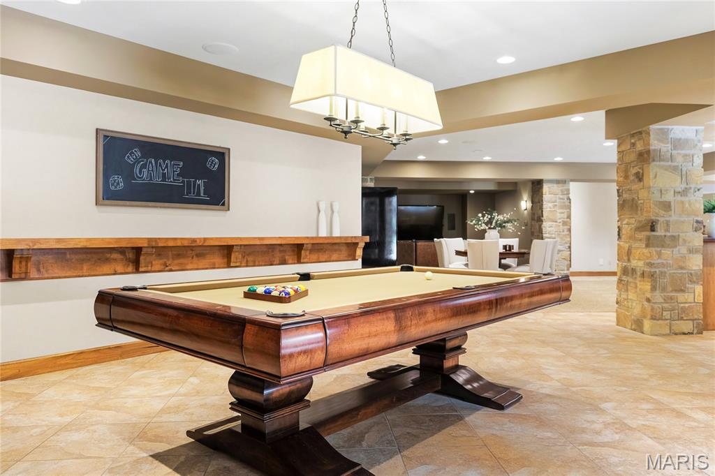 1015 Claymark Drive